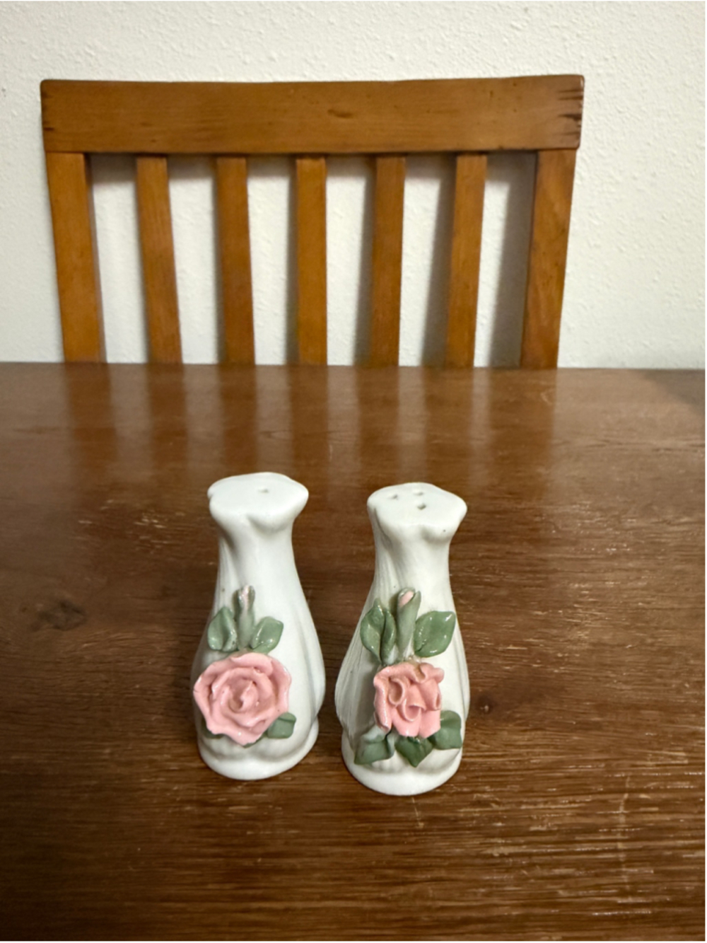 Vintage Miniature Porcelain Salt & Pepper Shakers Pink Raised Roses Floral Set P